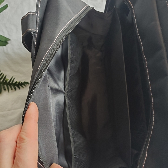 New Mary Kay Zippered Quilted Tote Travel Cosmetic Bag - Picture 6 of 13